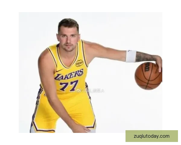 华子复出命中率低似卧底森林狼有意稳住第六东契奇腿筋伤势影响深远